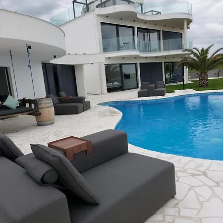 The Viewbay Villa