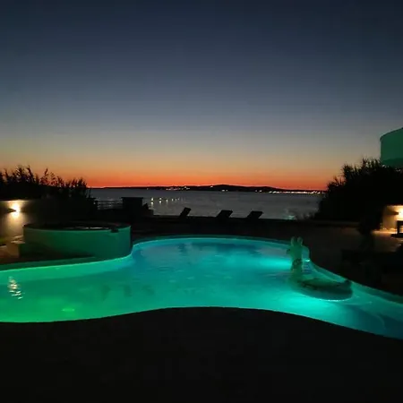 The Viewbay *